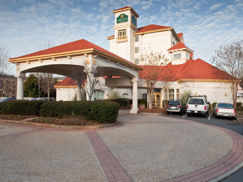 Готель La Quinta By Wyndham Charlotte Airport South Екстер'єр фото